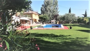 Outdoor pool - JUNCALVERA Villa with swimming pool in Rioja Alavesa  (Lanciego / Lantziego)