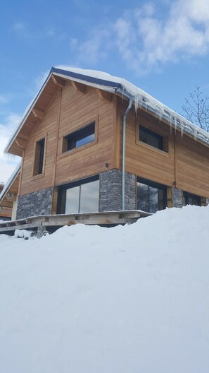 Exterior - Modern chalet 4*, very comfortable and quiet. Ideal for 2 or 3 families. (Valloire)