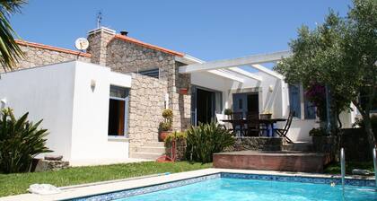 HOMEinLAND of Terroso (PĂłvoa de Varzim) | Villa with Pool, Grill & Seaview