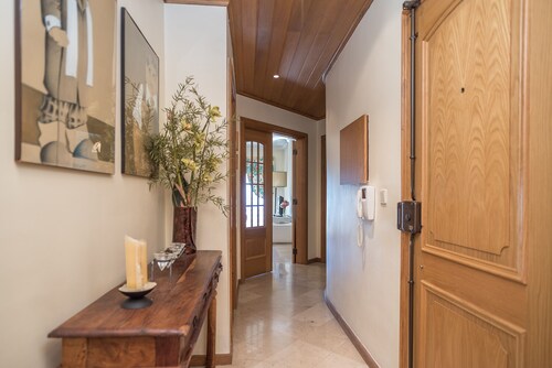 Setúbal - Ein erhabener Blick auf die Stadt und das Meer 