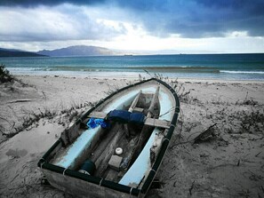 Una playa cerca