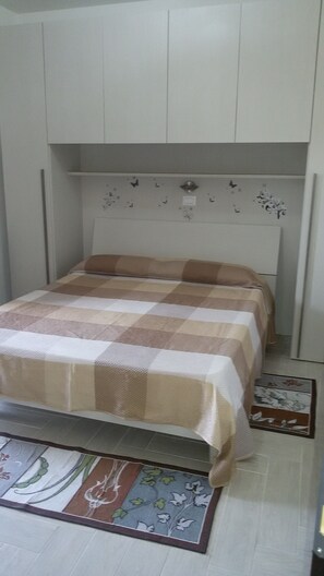 2 Schlafzimmer, Bügeleisen/Bügelbrett, WLAN, Bettwäsche