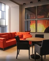Sala de estar en el lobby