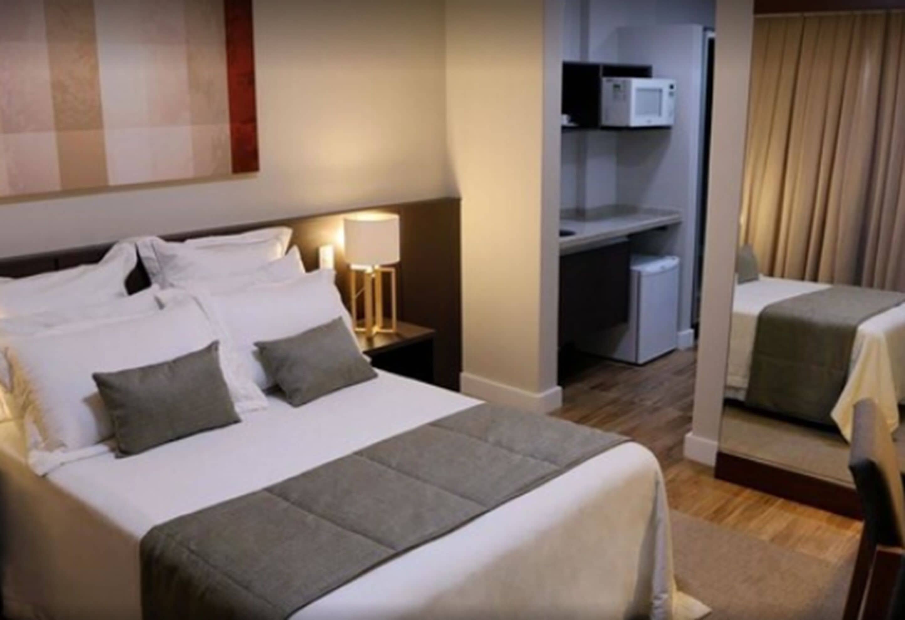 apartment, 1 double bed | minibar, in-room safe, desk, blackout curtains