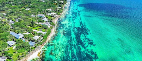 Villa - flera sängar - utsikt mot resort (1128) | Strand | Nära stranden