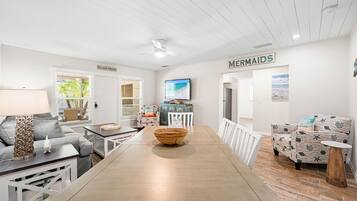 Villa, Multiple Beds, Resort View (1128) | Interior