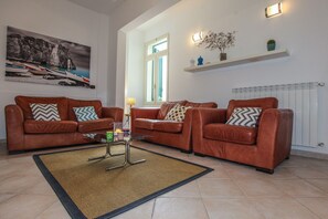 Smart TV, DVD player, books - Vacation House Bed&Milk 2<br>Apartament in villa Puglia Taranto near San Vito<br>Wifi (Taranto)