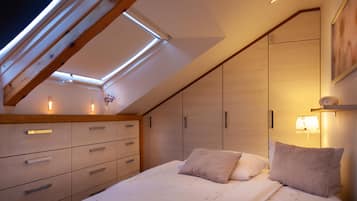 3 Schlafzimmer, Schreibtisch, BĂŒgeleisen/BĂŒgelbrett, Reisekinderbett