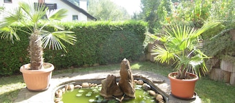 Modern spacious apartment in a quiet south-facing slope.