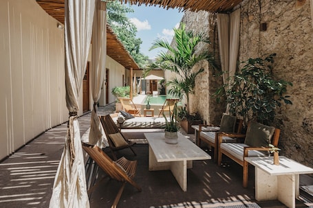 Exterior. Ya'ax Hotel Boutique