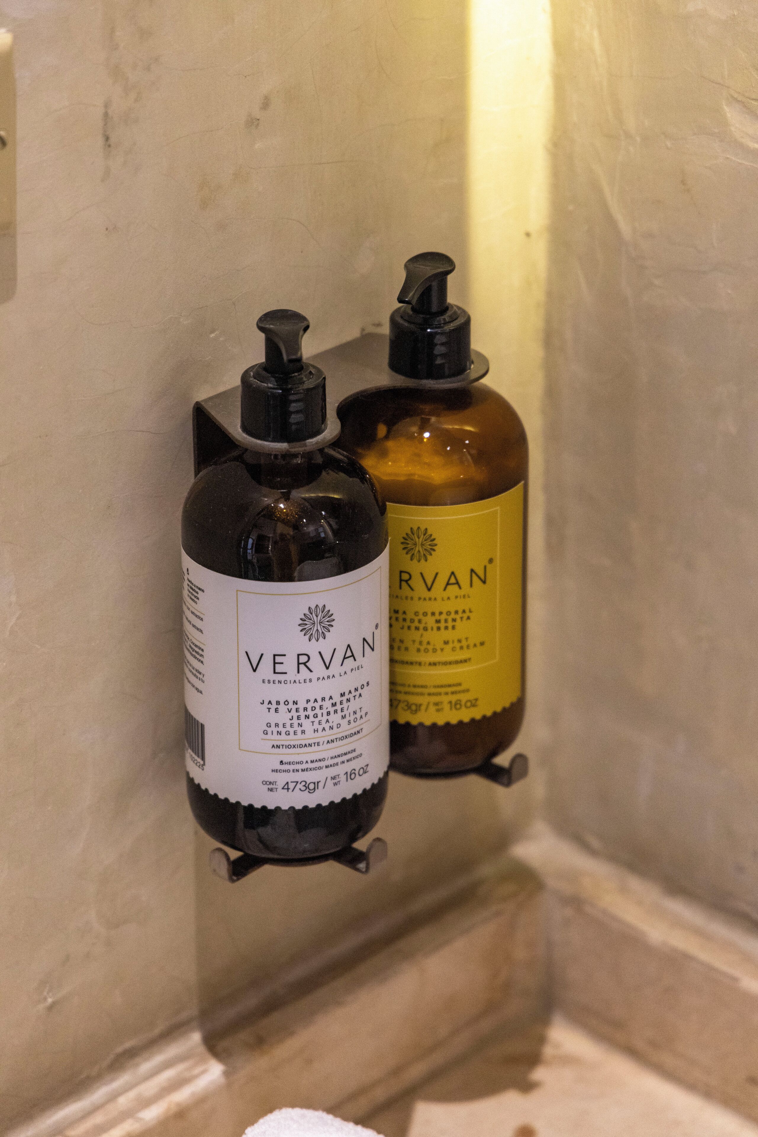 deluxe room | bathroom | shower, free toiletries, hair dryer, bathrobes