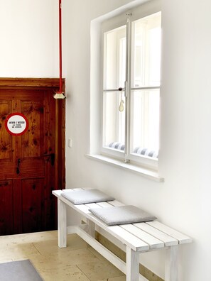 Interior - 3 Stars Holiday House - Historic ambience of the 18th century. Century (Niederleierndorf)