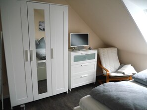 1 sovrum, strykjärn/strykbräda, resesäng och gratis wi-fi