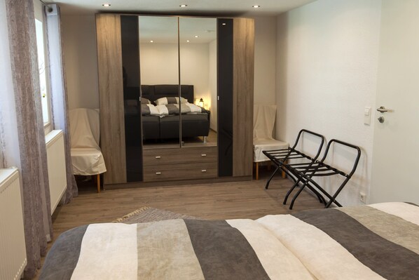 1 habitación y caja de seguridad en la habitación 