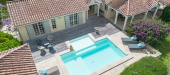 Villa-Saint-Alban-Villa-Gartenblick-Nasszelle
