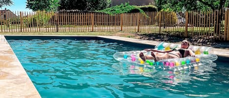 Piscine extérieure, piscine chauffée