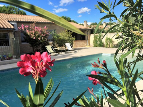 Weekly rental of tourist accommodation ***, air conditioning, swimming pool, private parking