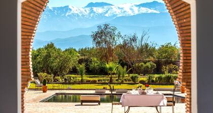 Abode of character or bedrooms to rent with private pool in Marrakesh