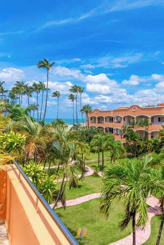 Sea View Penthouse 50M beach Las Ballenas/bars/restaurants/ 2 Pools - Free Wifi