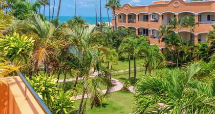 Sea View Penthouse 50M beach Las Ballenas/bars/restaurants/ 2 Pools - Free Wifi