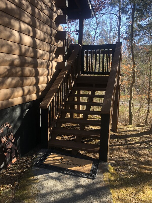 Property grounds - PRIVATE & SECLUDED-ROMANTIC, DANCING BEAR CABIN (Sevierville)