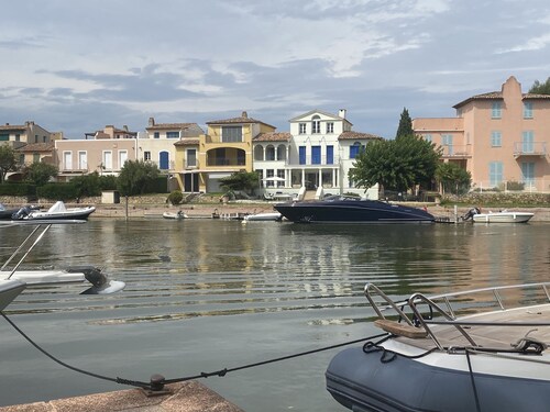 Apartment mit 2 Schlafzimmern, Swimmingpool und Tiefgarage