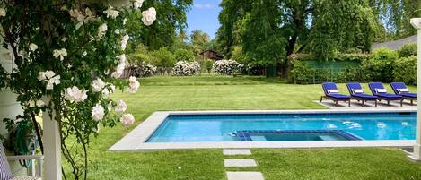 AuĂenpool, beheizter Pool