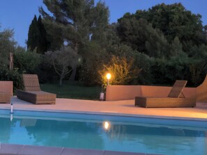 Piscine extérieure, piscine chauffée