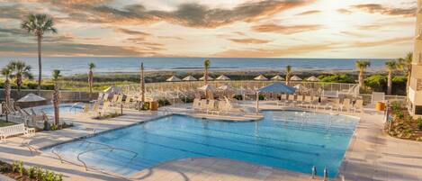 Piscine couverte, piscine extérieure