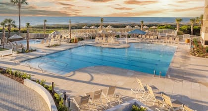 Villamare 3328, New pools, Ocean views, WiFi, Beachfront, beautifully remodeled.