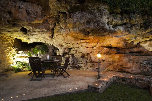 Typical stone house. Heated swimming pool, garden , stunning view