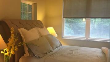 熨斗/熨衣板、免费 WiFi、床单