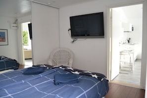 1 chambre, fer et planche à repasser, accès au Wi-Fi (inclus)