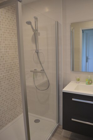 Hair dryer, towels - TOWN CENTER QUIBERON (Quiberon)