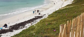 Piccolo angolo di paradiso a 2 passi dal mare. Giardino recintato Wifi