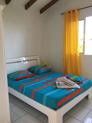 3 chambres, fer et planche à repasser, Wi-Fi, literie fournie