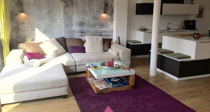 150m² private family home with garden view, close to the center for 6 guests