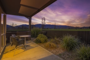 2 Bedroom Apartment | Terassi/patio