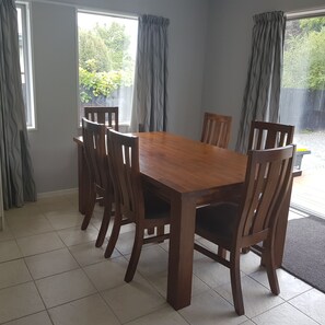 Dining - Micro villa (Christchurch)
