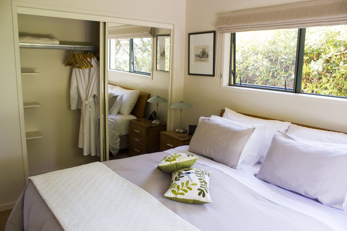 1 bedroom, premium bedding, in-room safe, free WiFi