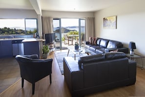 Comfort Apartment | Premium bedding, in-room safe, free WiFi, bed sheets - Allegra House (Paihia)