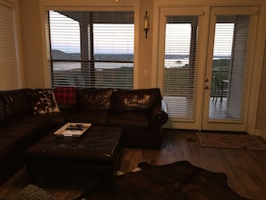 Smart TV, fireplace, video games, DVD player