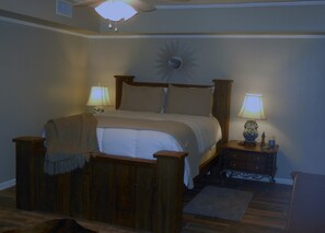 2 室のベッドルーム、アイロン / アイロン台、旅行用ベビーベッド、WiFi (無料)