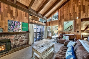 Smart-TV, peis og DVD-spiller