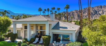 Stay Where the Legends Play - Front Row Fairway Views at PGA West Stadium