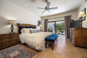 3 habitaciones, escritorio, tabla de planchar con plancha y wifi gratis 