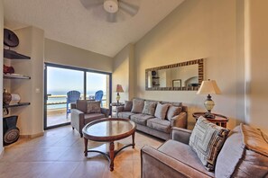 Smart TV, DVD player