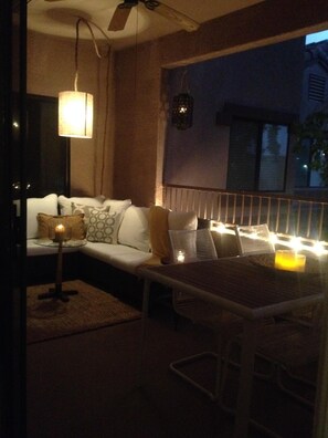 Interior - Central Scottsdale Location 2BR / 1.5 Bath Second Floor Spacious Unit  (Scottsdale)