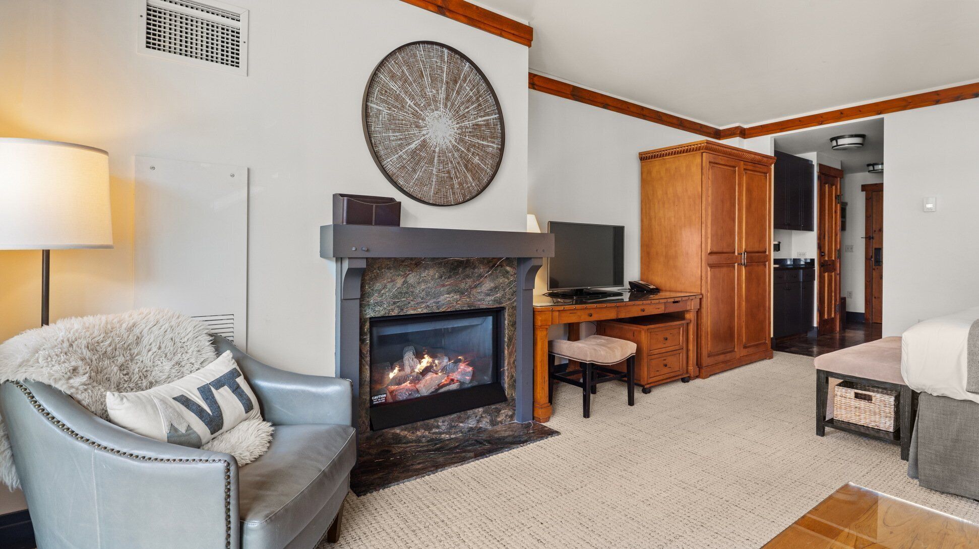 #377 | Studio | First Tracks | 3rd Floor Over Easy Gondola Views - Stowe, VT