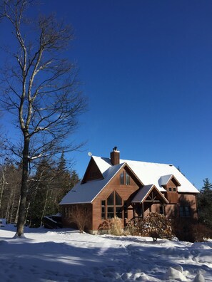 Exterior - Beautiful, family-friendly home in private wilderness setting (Wilmington)